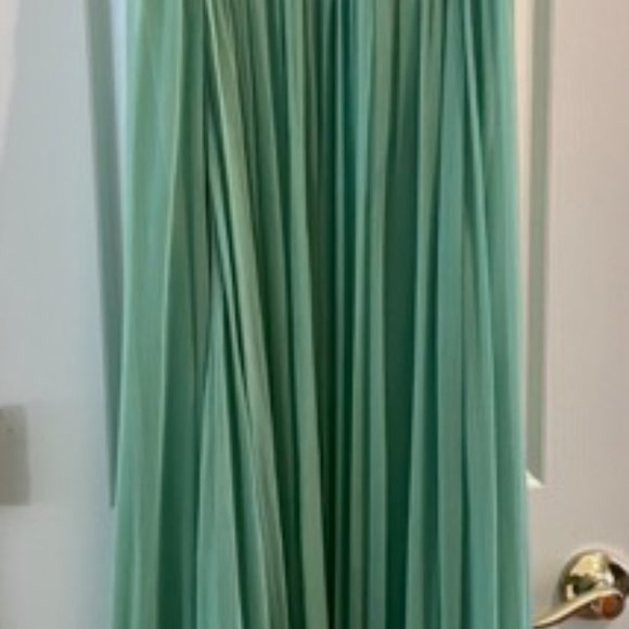 NWT, Size 10, BCBG Green Silk Dress, Full-length - Picture 2 of 8